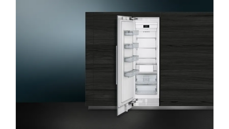 Siemens iQ700 Built-in Freezer 213cm FI30NP33