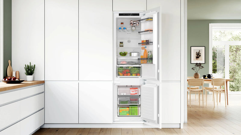 Bosch Series 4 Built-In Fridge-Freezer 194x56cm KIN96VFD0