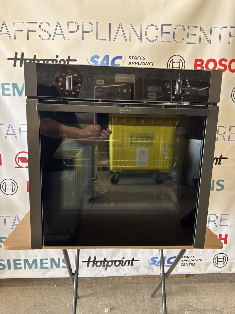 Grade B Neff N50 Slide and Hide B3ACE4HG0B Built-In Electric Single Oven