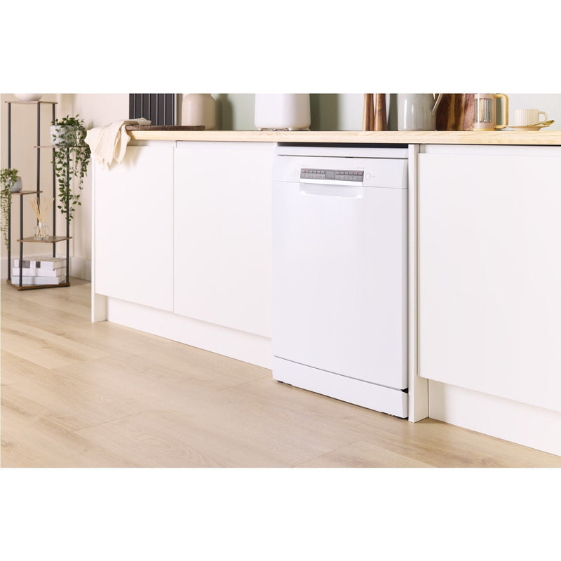 GRADE A2 - Bosch Series 4 Freestanding Dishwasher - Smart Wi-Fi, B-Rated, White