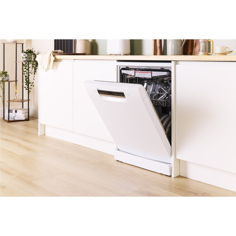 GRADE A2 - Bosch Series 4 Freestanding Dishwasher - Smart Wi-Fi, B-Rated, White
