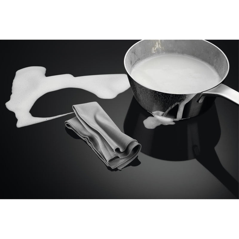 Grade A AEG CDE84543FB 83cm 4 Zone Venting Induction Hob With Double Bridge Zones Duct Out Only Black