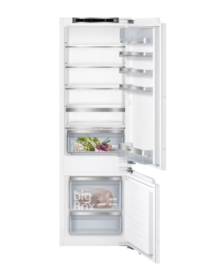 Siemens iQ500 Built-in fridge-freezer with freezer at bottom 177.2 x 55.8 cm KI87SAFE0G