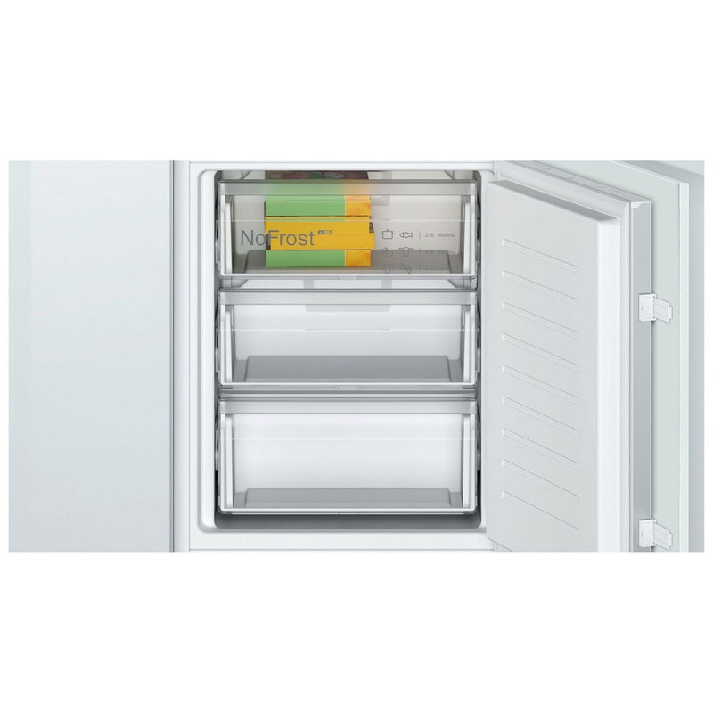 Grade B Bosch Series 2 KIN86NSE0G Integrated 260 Litre 60/40 Frost Free Fridge Freezer White