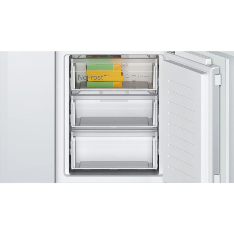 Grade B Bosch Series 4 KIN86VFE0G Integrated 260 Litre 70/30 Frost Free Fridge Freezer White
