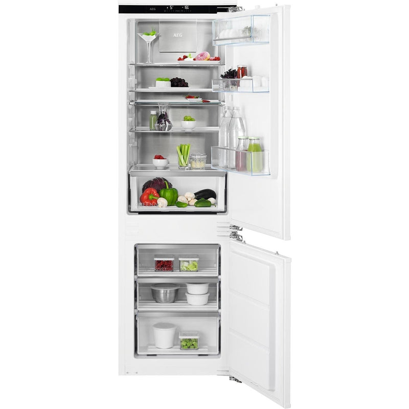 Grade B AEG 8000 Series SCE818E8MF Integrated 244 Litre 70/30 Frost Free Fridge Freezer White