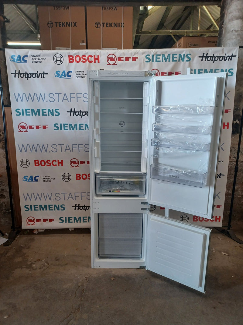 Grade B Bosch KIV87NSE0G Integrated 70/30 Fridge Freezer - White