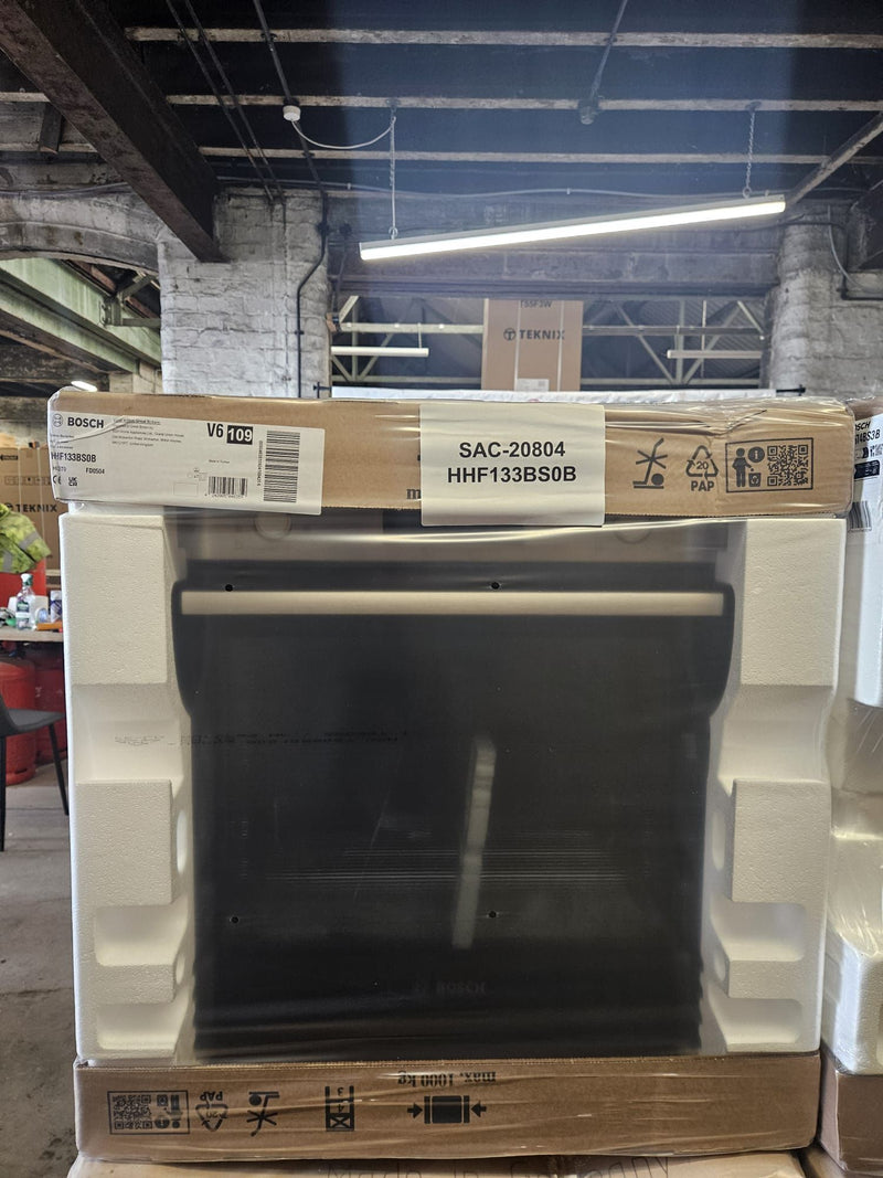Grade A Bosch HHF133BS0B Built-In Electric Single Oven