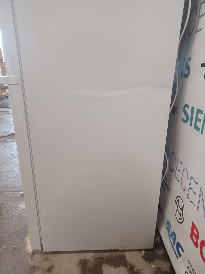 Grade B Bosch KSV36VWEPG Series 4 Tall Larder Fridge - White