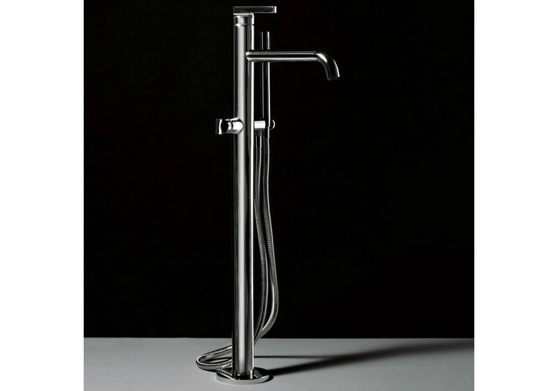 Boffi Liquid Free standing bath tap with handshower, spout and diverter - Ideali