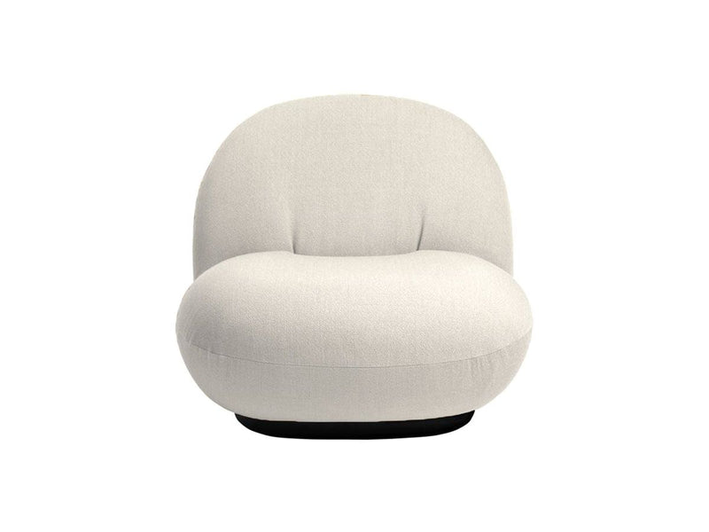 Gubi Pacha Lounge Chair Returning Swivel - Fabric Cat. 4 - Belsuede 007 / Black Semi Matt
